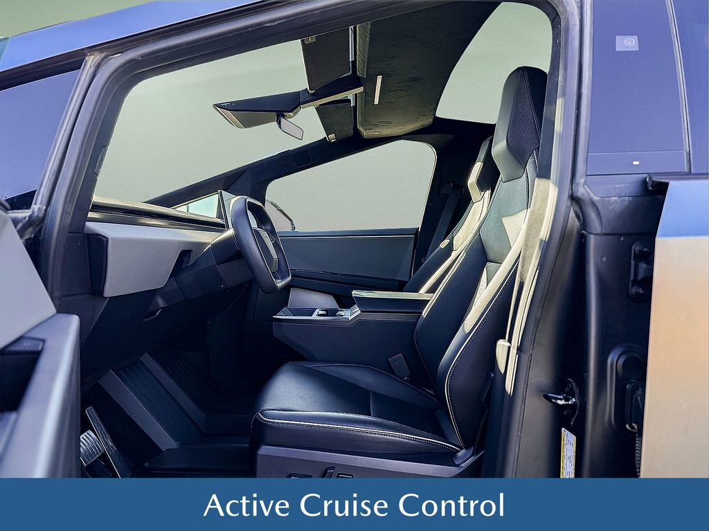 Used 2024 Tesla Cybertruck AWD Crew Cab image 10