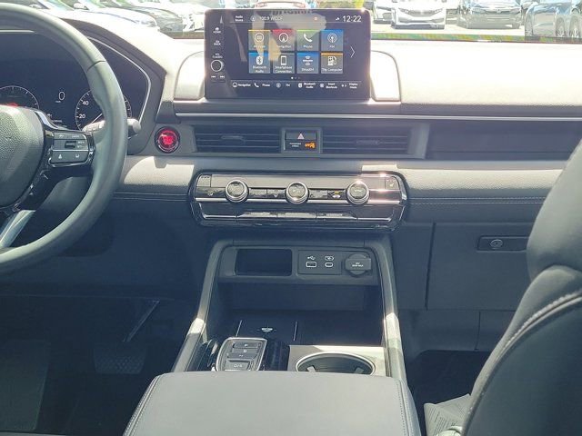Used 2023 Honda Pilot Touring image 5