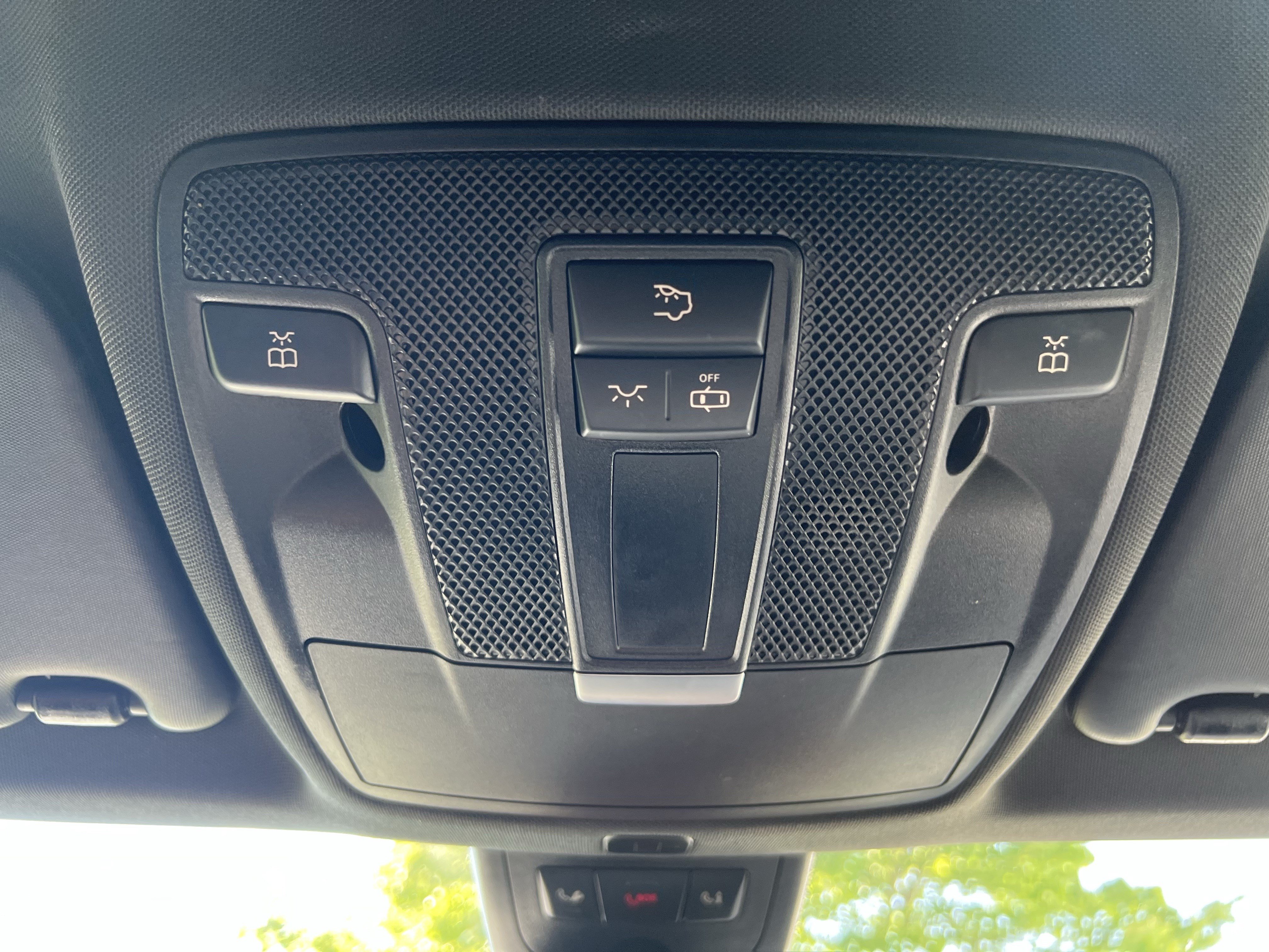 Used 2019 Mercedes-Benz GLA 250 4MATIC image 28