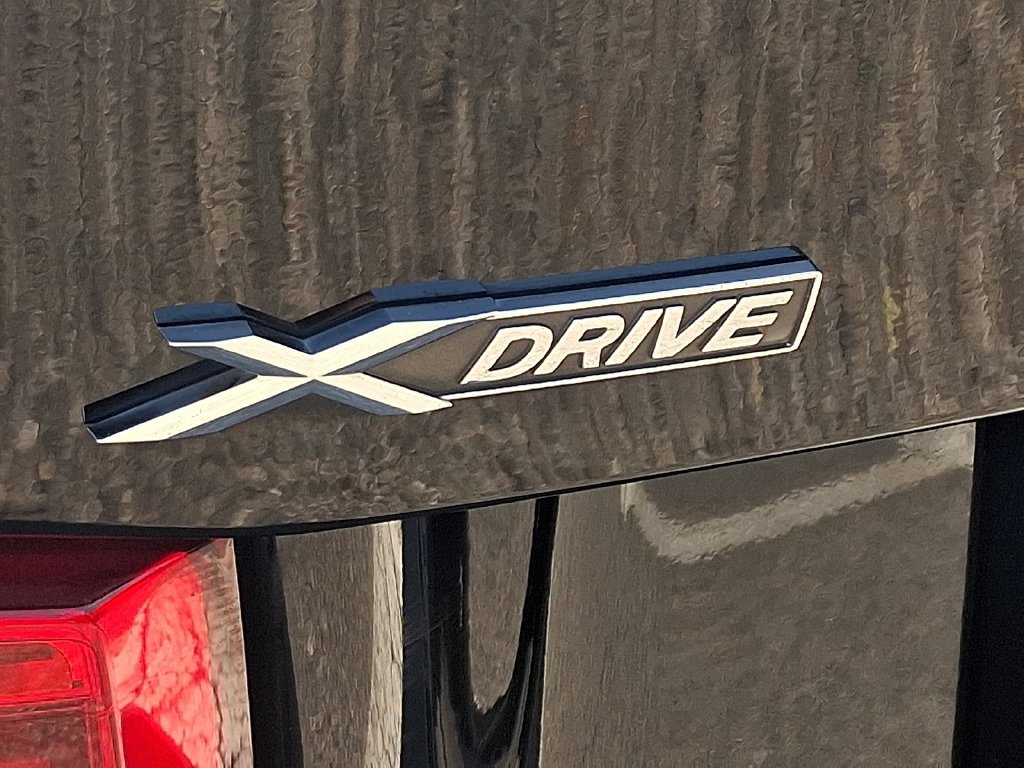 Used 2017 BMW 328d xDrive Sedan AWD/4WD image 30