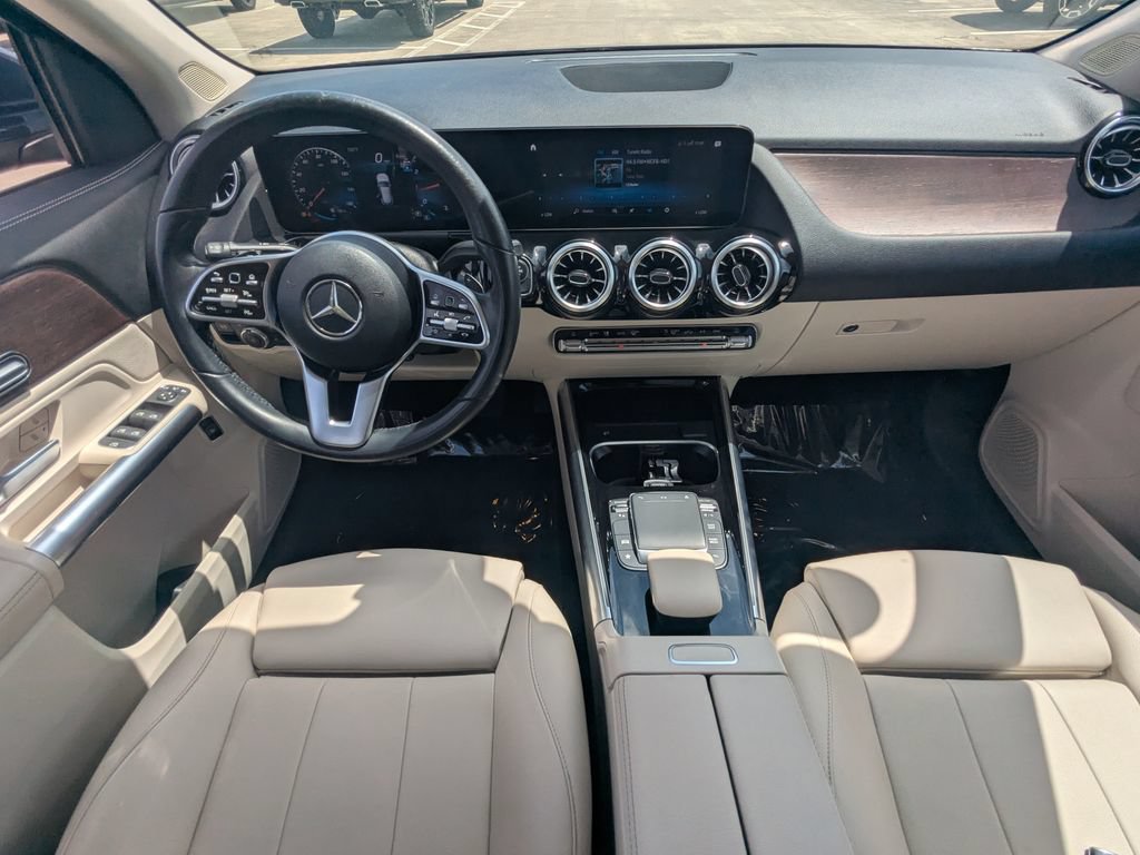 Certified 2023 Mercedes-Benz GLA 250 4MATIC image 2