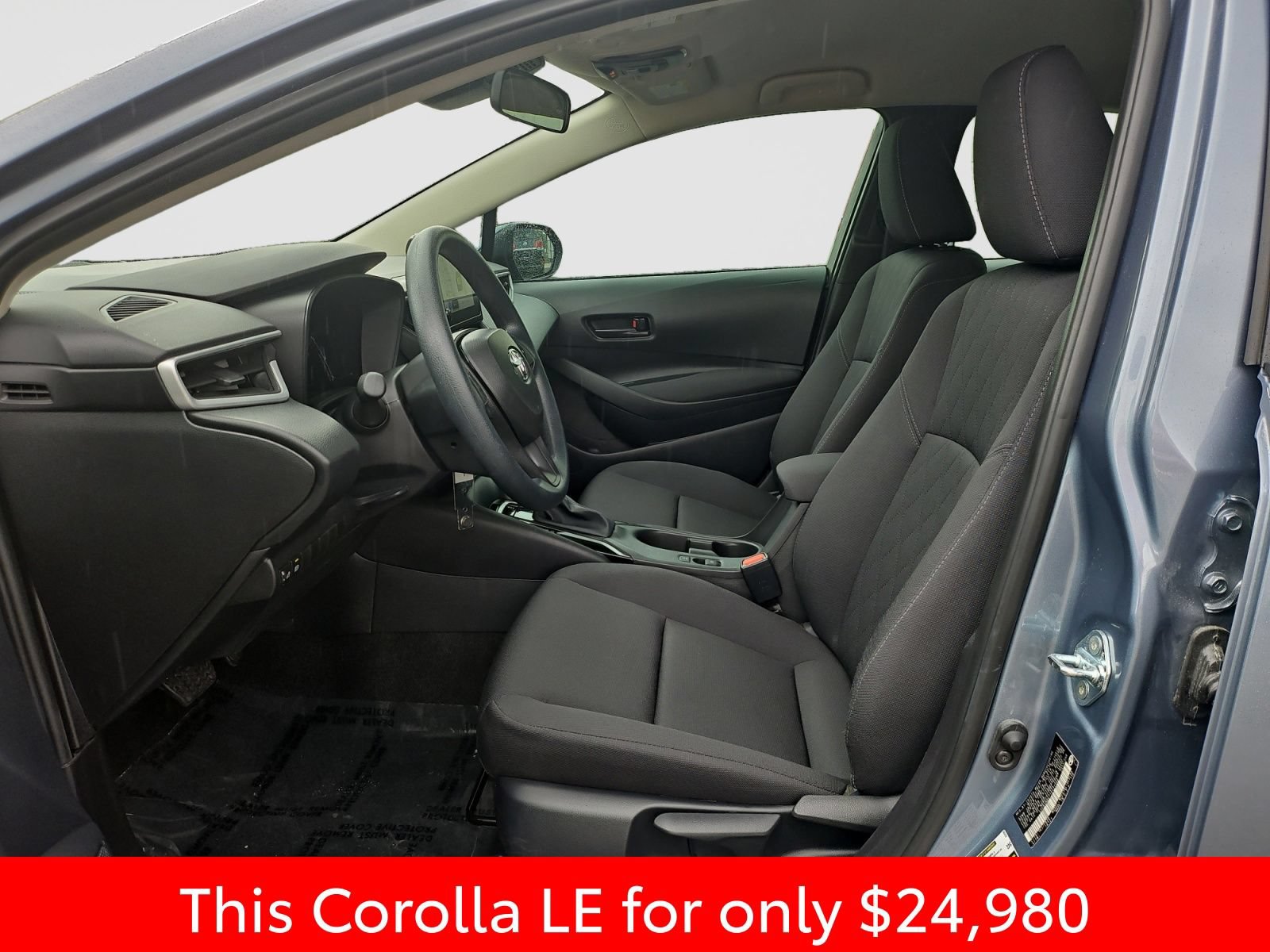 Used 2026 Toyota Corolla LE FWD image 22
