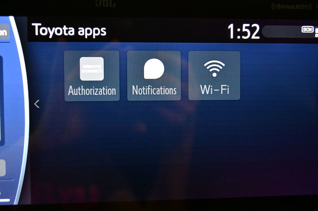 Used 2022 Toyota Highlander Limited AWD/4WD image 59