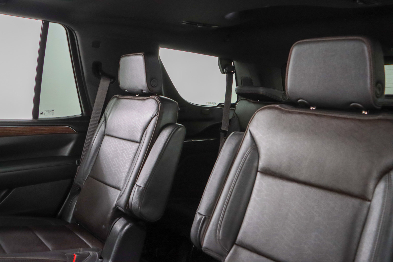 Used 2023 Chevrolet Tahoe High Country w/ Premium Package AWD/4WD image 29