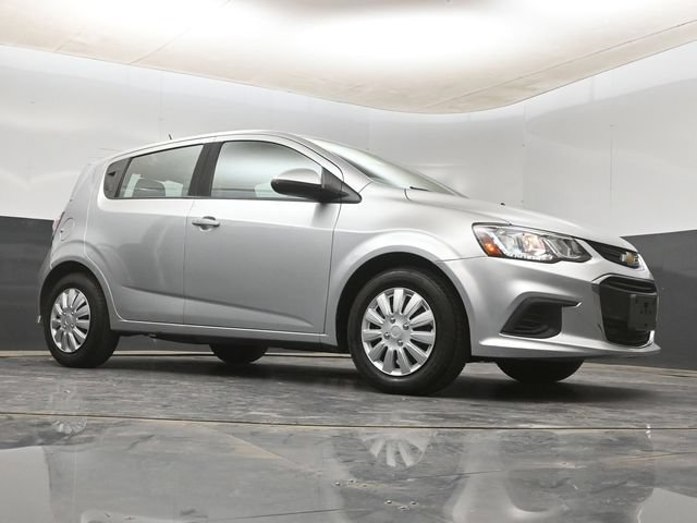 Used 2020 Chevrolet Sonic LT FWD image 9