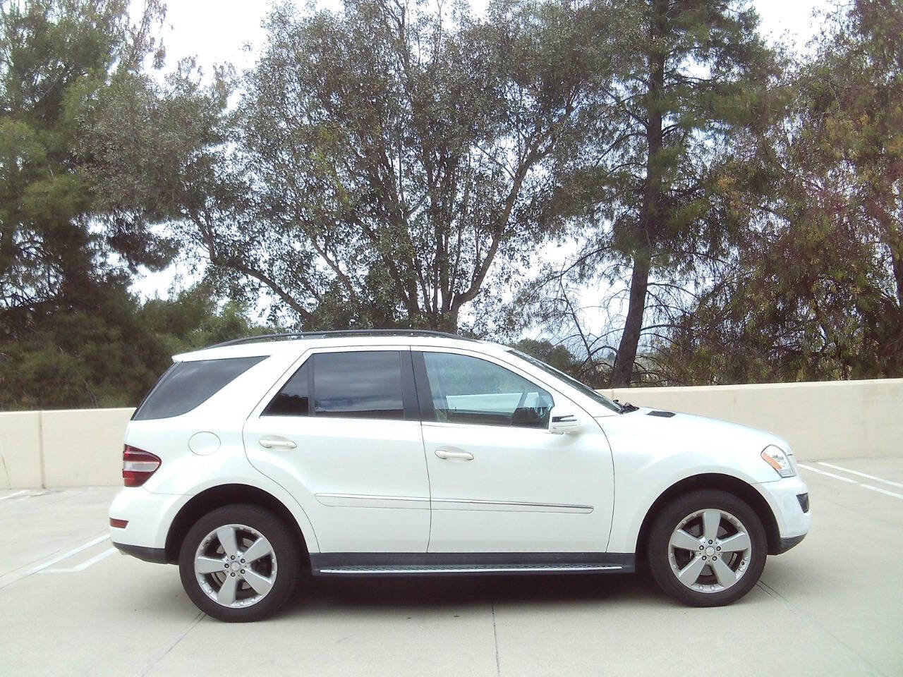 Used 2011 Mercedes-Benz ML 350 4MATIC image 22