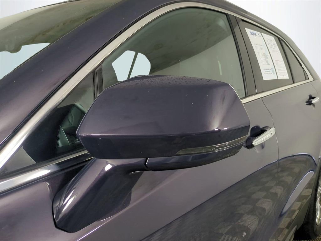 Used 2024 Cadillac XT4 Premium Luxury w/ Technology Package image 12