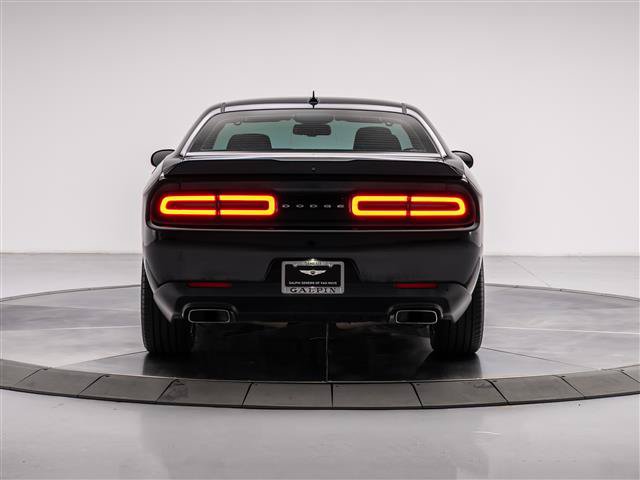 Used 2016 Dodge Challenger R/T Scat Pack RWD image 4