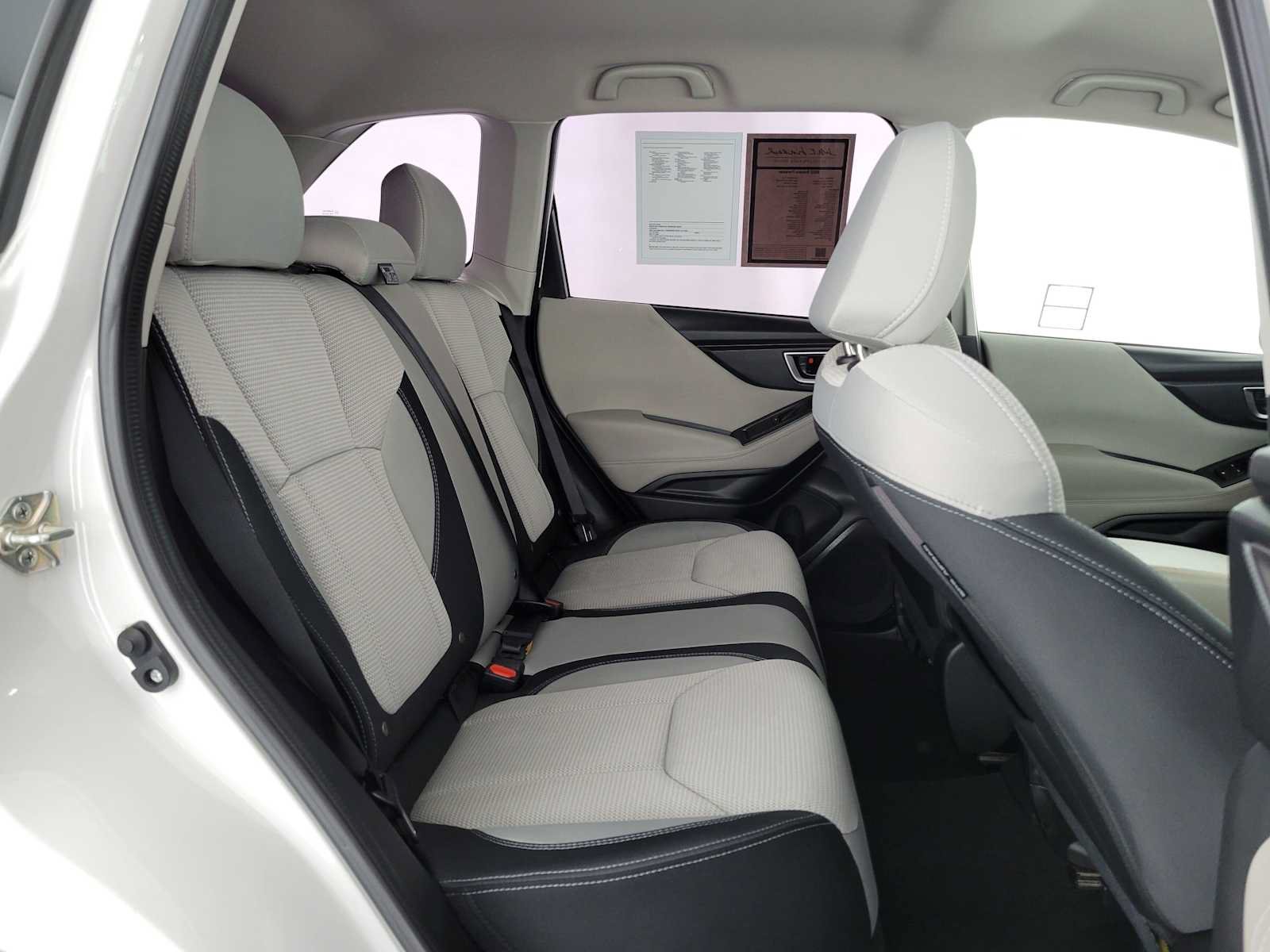 Used 2022 Subaru Forester AWD/4WD image 12