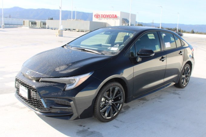 New 2026 Toyota Corolla SE image 6