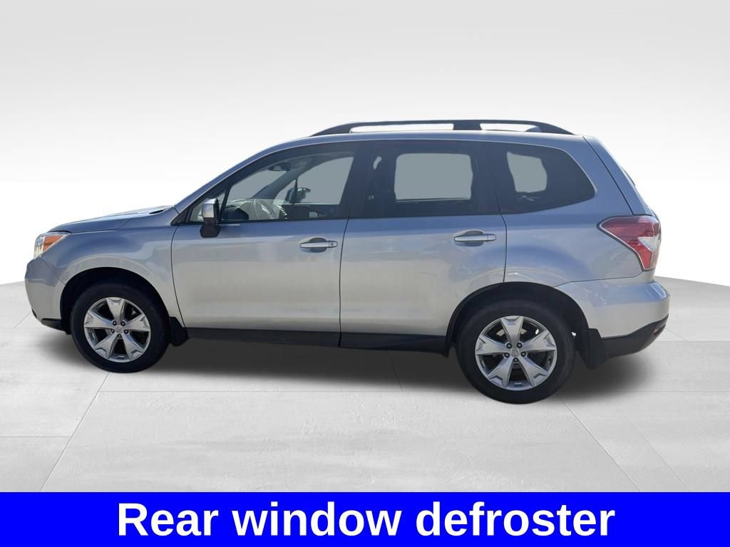 Used 2016 Subaru Forester 2.5i Premium w/ All-Weather Package AWD/4WD image 7