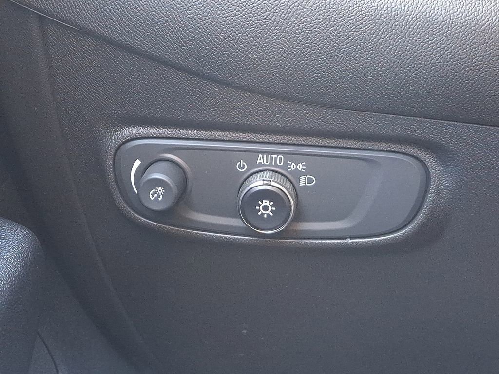 Certified 2023 Chevrolet Equinox RS image 23