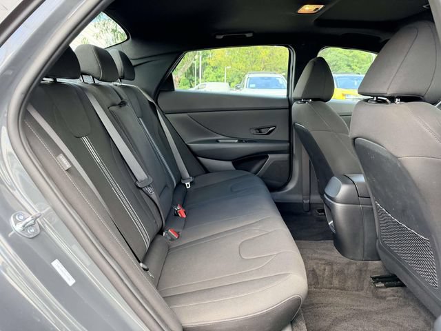 Used 2026 Hyundai Elantra SEL Sport Premium w/ Cargo Package FWD image 11