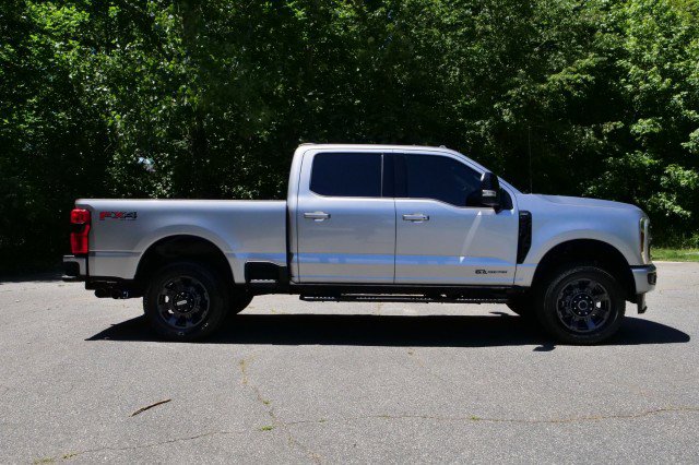 Used 2024 Ford F250 Lariat w/ Sport Appearance Package AWD/4WD image 38