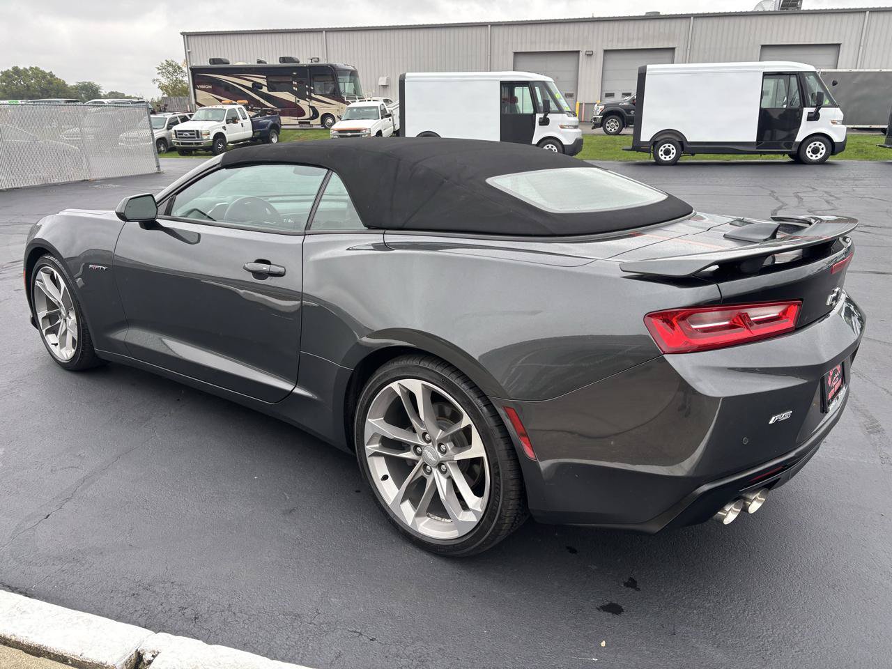 Used 2017 Chevrolet Camaro LT RWD image 12