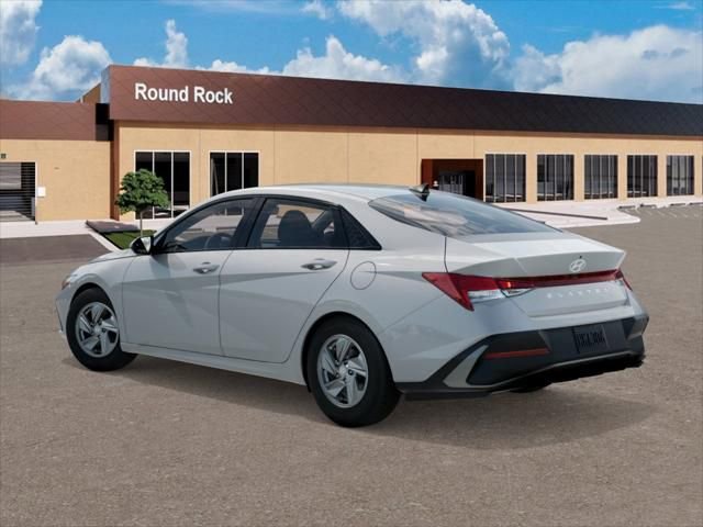 New 2026 Hyundai Elantra SE FWD image 5