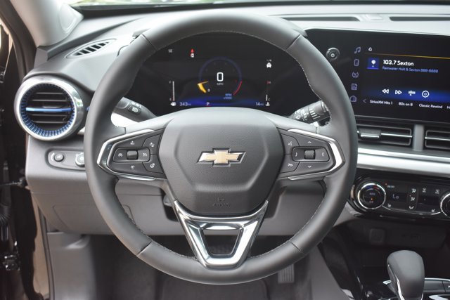 New 2026 Chevrolet Trax LT w/ LT Convenience Package image 19