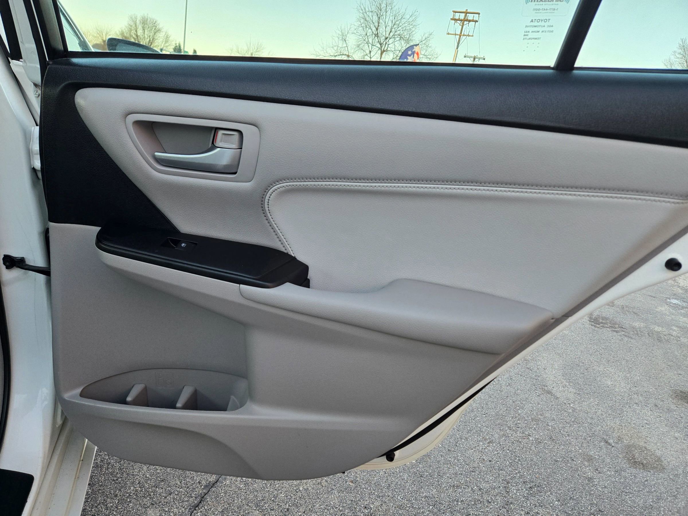 Used 2017 Toyota Camry XLE image 52