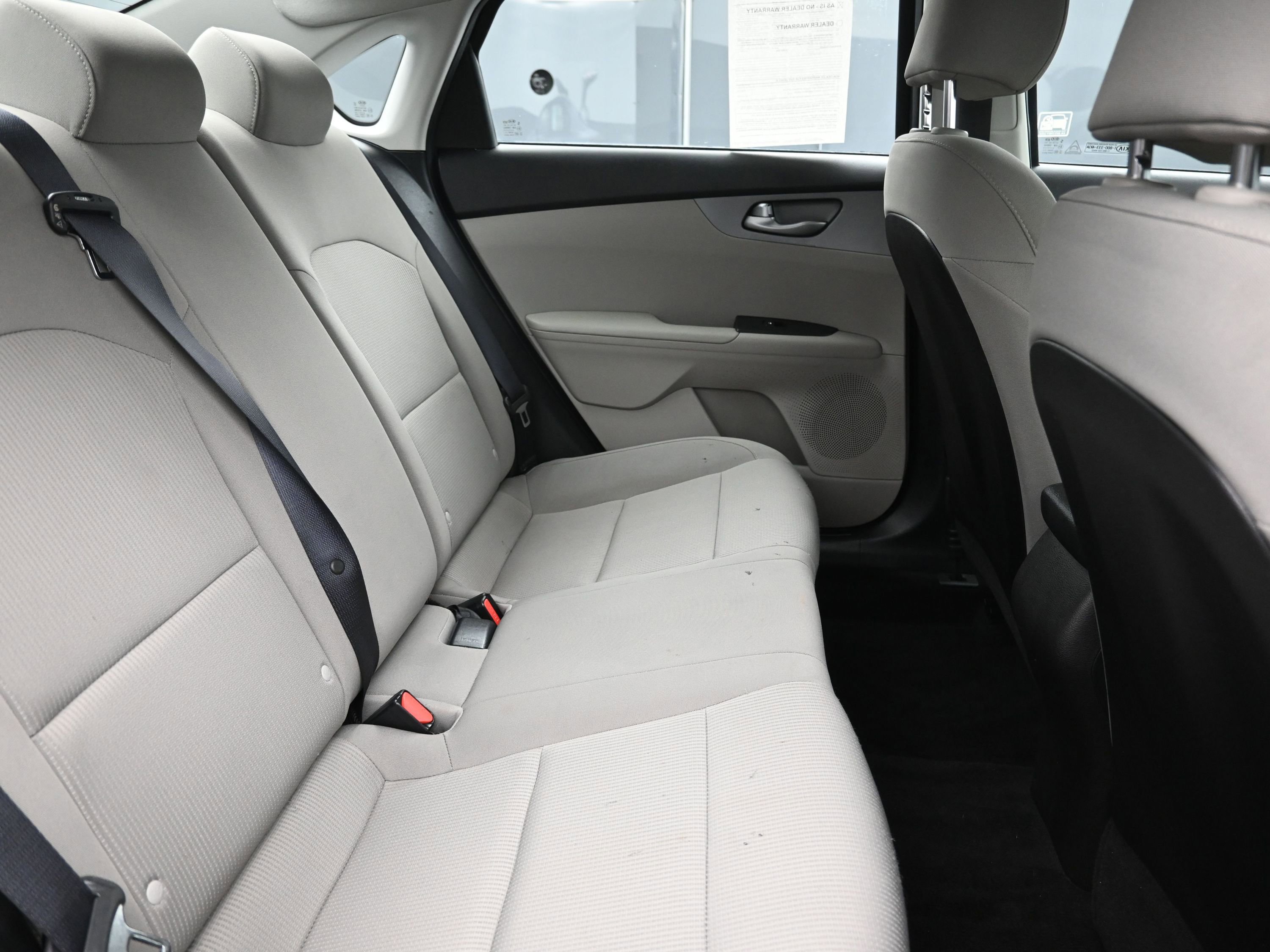 Used 2020 Kia Forte LXS FWD image 25