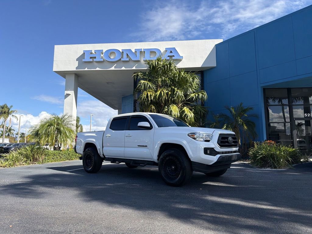 Used 2020 Toyota Tacoma SR5 image 1
