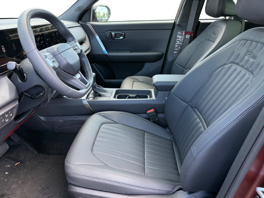 New 2027 Kia Seltos X-Line S w/ X-Line S Premium Package AWD/4WD image 9
