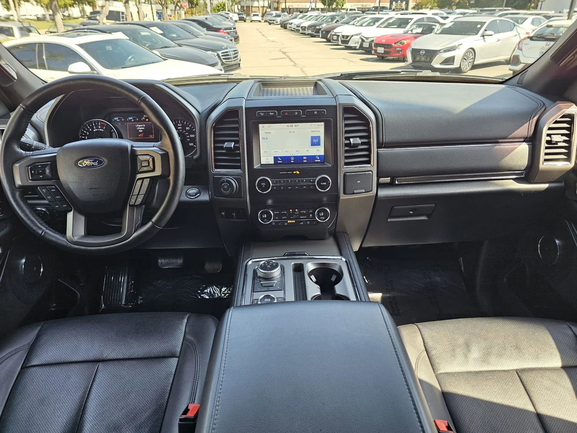 Used 2020 Ford Expedition XLT image 25