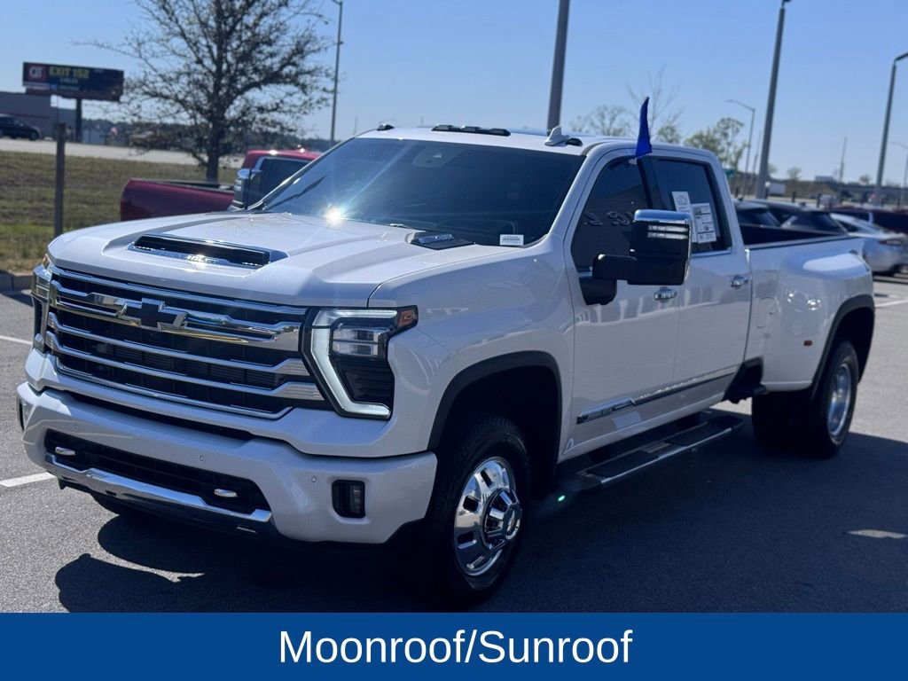 Used 2025 Chevrolet Silverado 3500 High Country w/ High Country Premium Package video 3