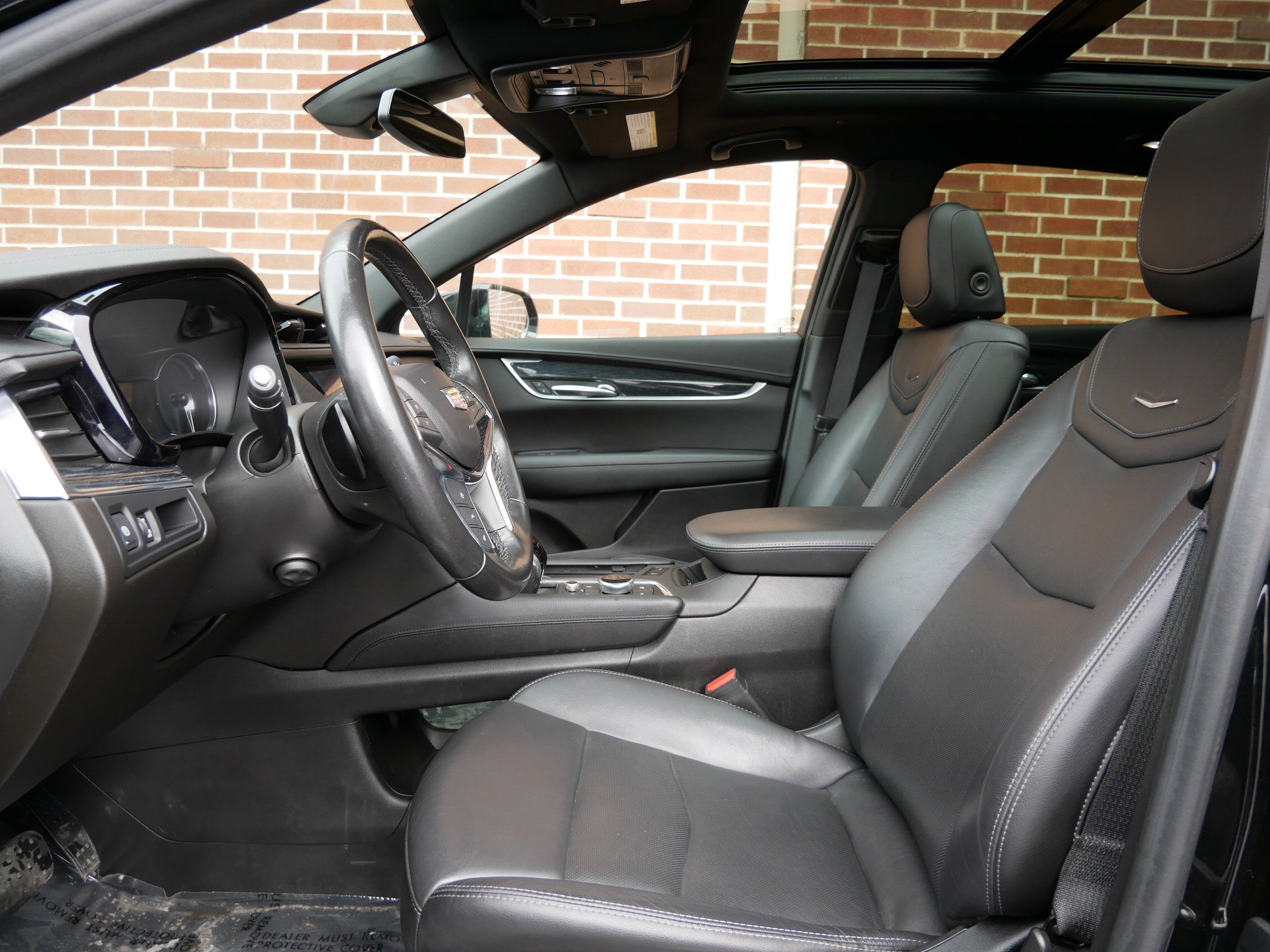 Used 2020 Cadillac XT5 Premium Luxury image 6