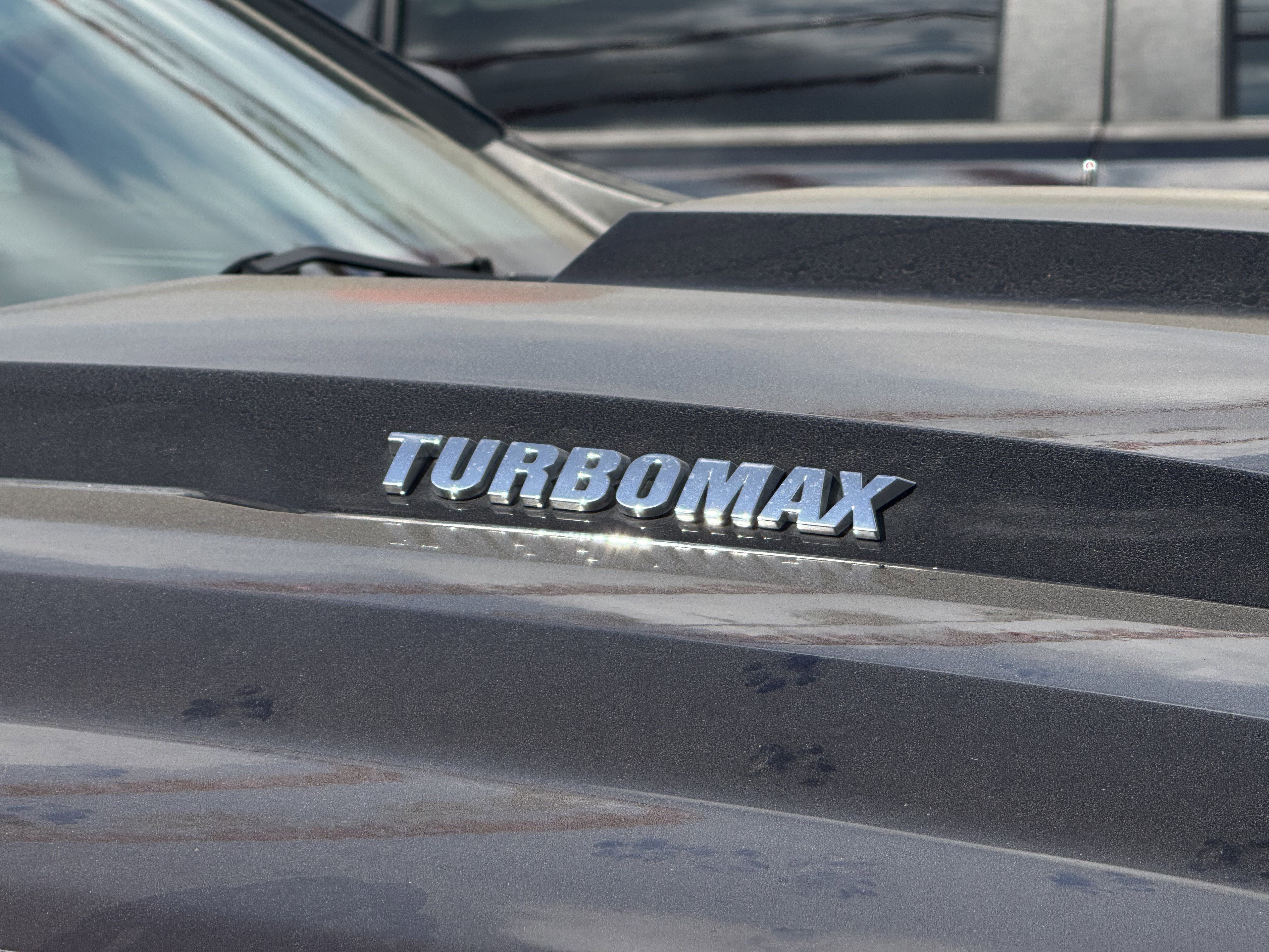 Used 2025 Chevrolet Silverado 1500 Custom Trail Boss w/ LPO, Dark Essentials Package image 5