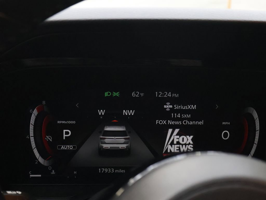 Used 2023 Nissan Pathfinder Platinum AWD/4WD image 21