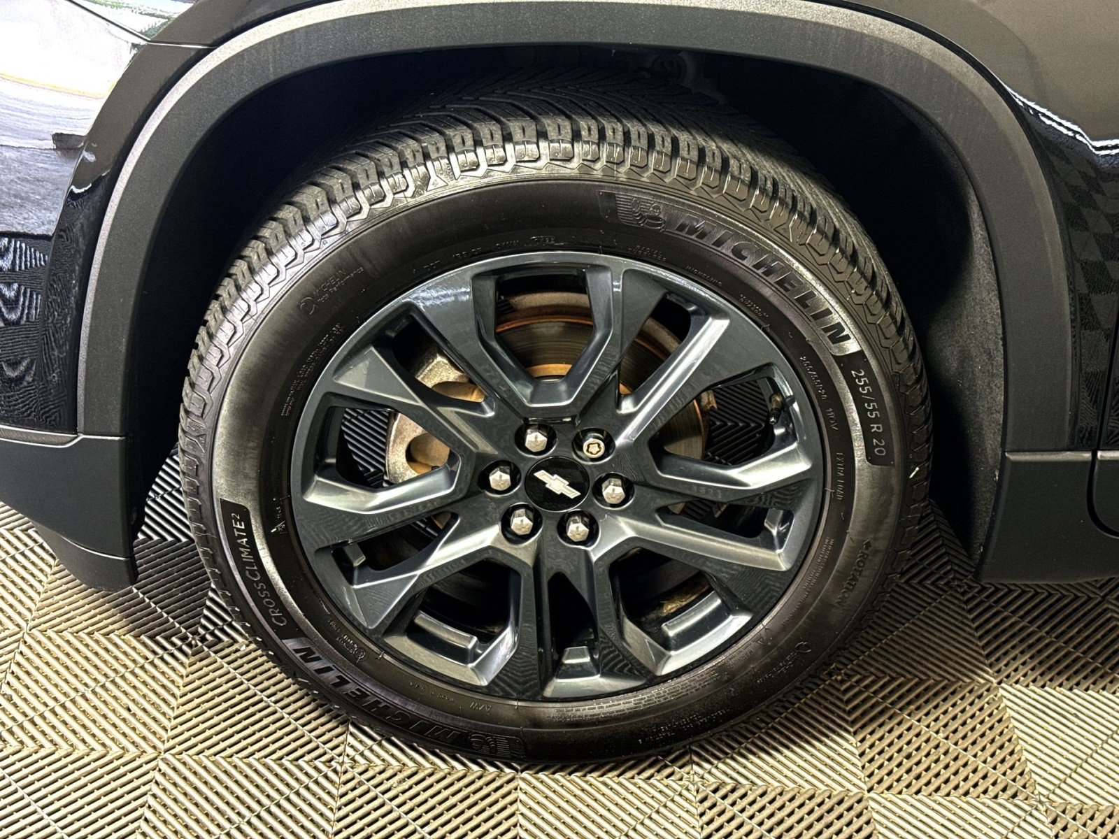 Used 2019 Chevrolet Traverse RS AWD/4WD image 12