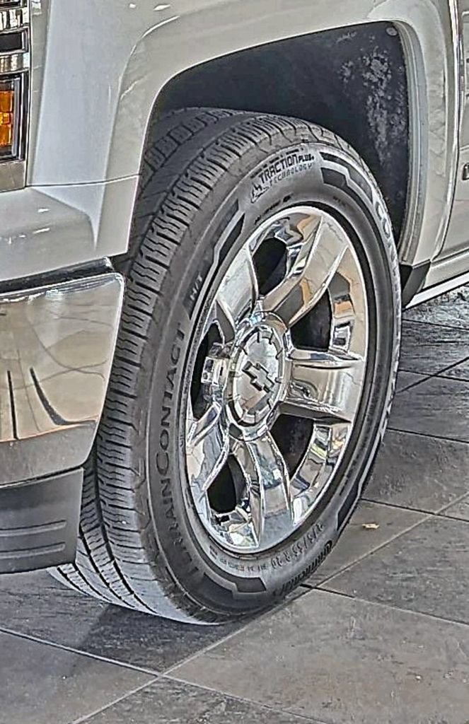 Used 2015 Chevrolet Silverado 1500 LTZ w/ Texas Edition, 1LZ Trim RWD image 9