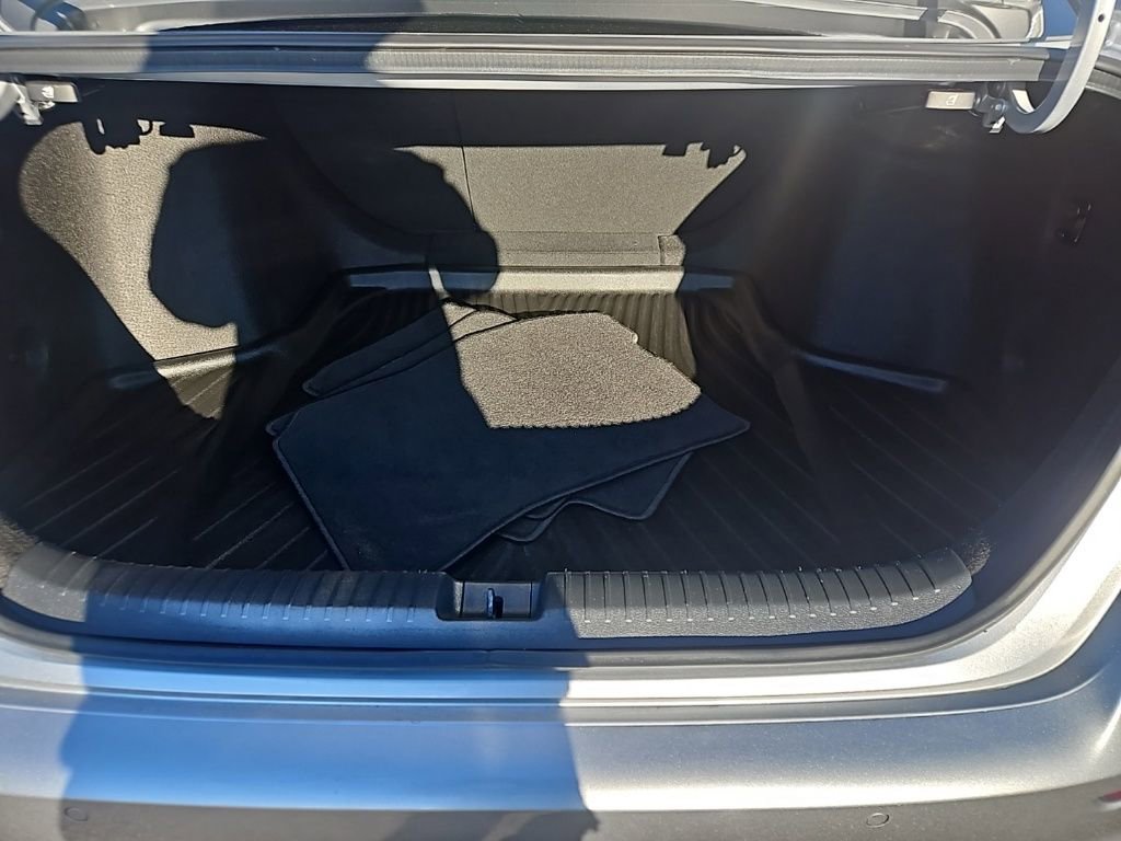 Used 2023 Honda Accord Touring image 29