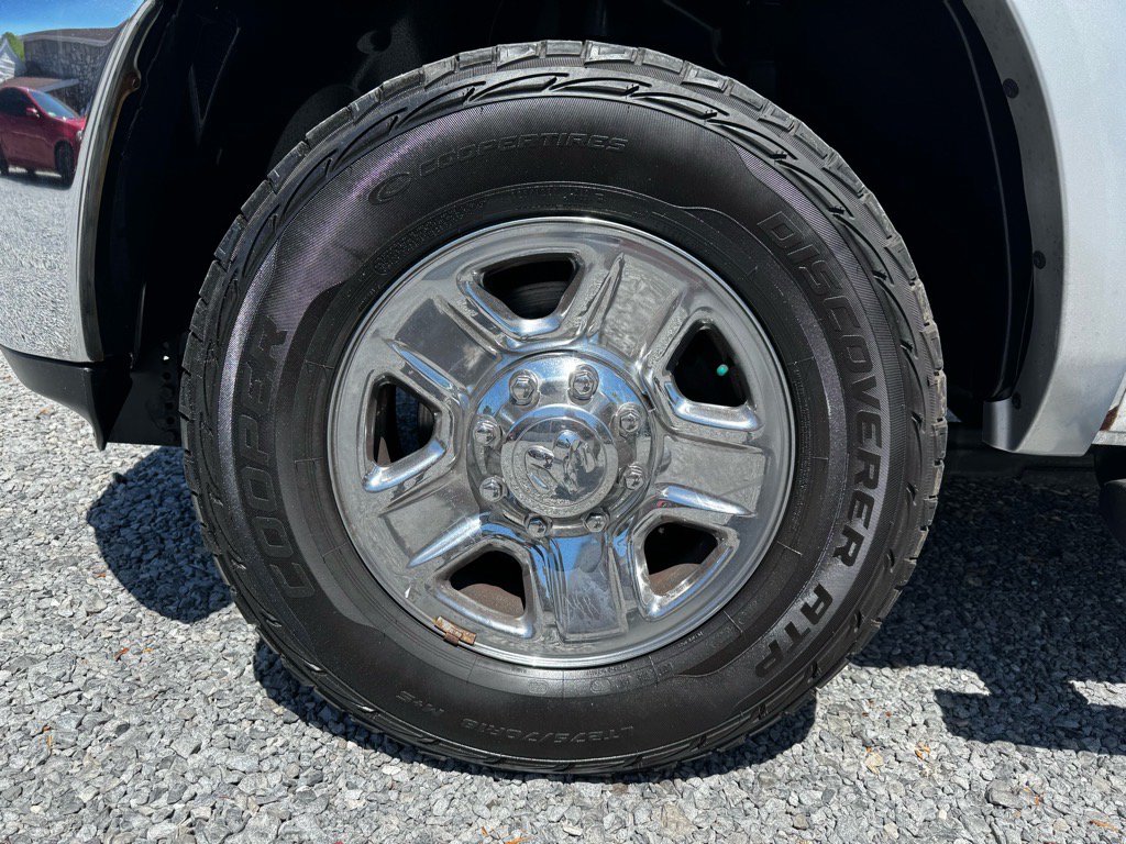 Used 2014 RAM 2500 Tradesman w/ Chrome Appearance Group AWD/4WD image 8