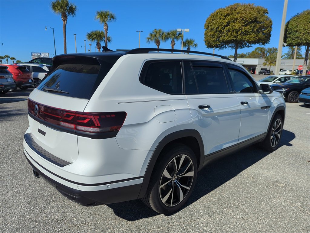Used 2025 Volkswagen Atlas SEL Premium R-Line image 6