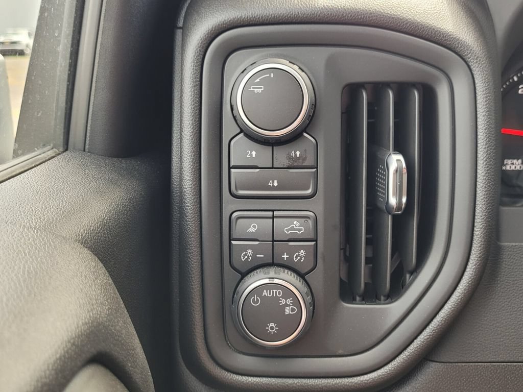 New 2025 Chevrolet Silverado 3500 W/T w/ WT Convenience Package AWD/4WD image 18