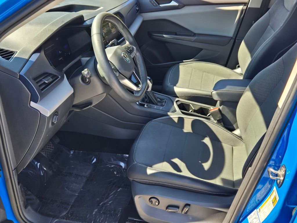 Used 2022 Volkswagen Taos SE w/ IQ.Drive SE Package image 10