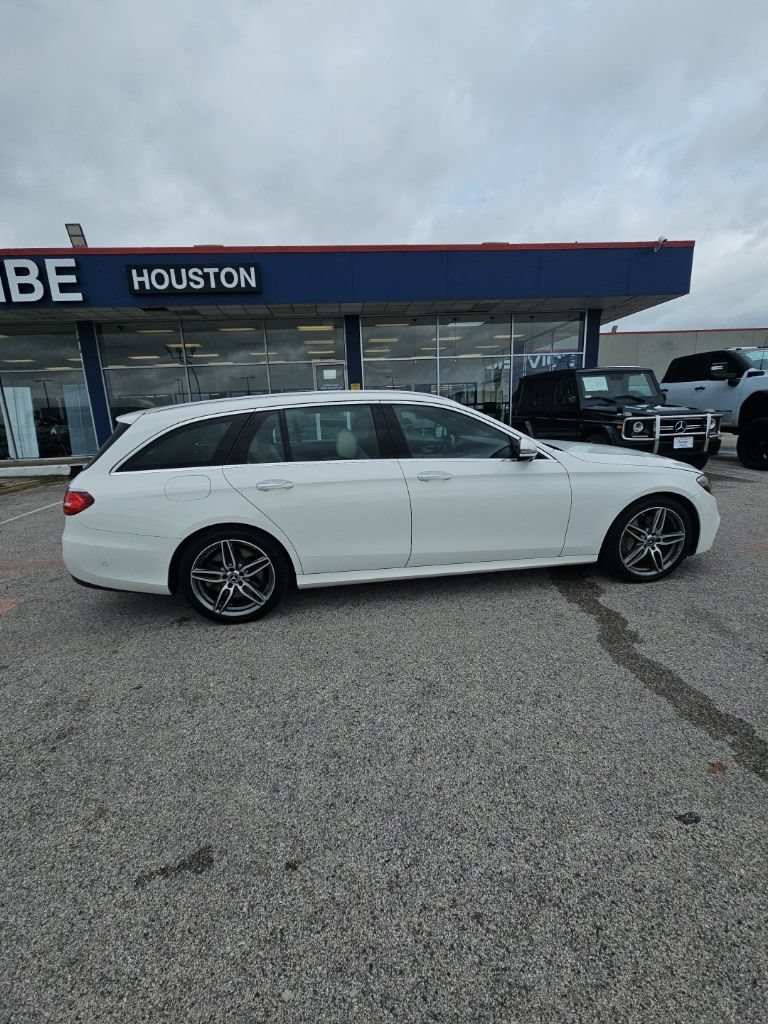 Used 2019 Mercedes-Benz E 450 4MATIC Wagon w/ Premium Package image 8