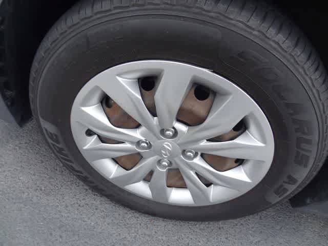 Used 2019 Hyundai Accent SE FWD image 20