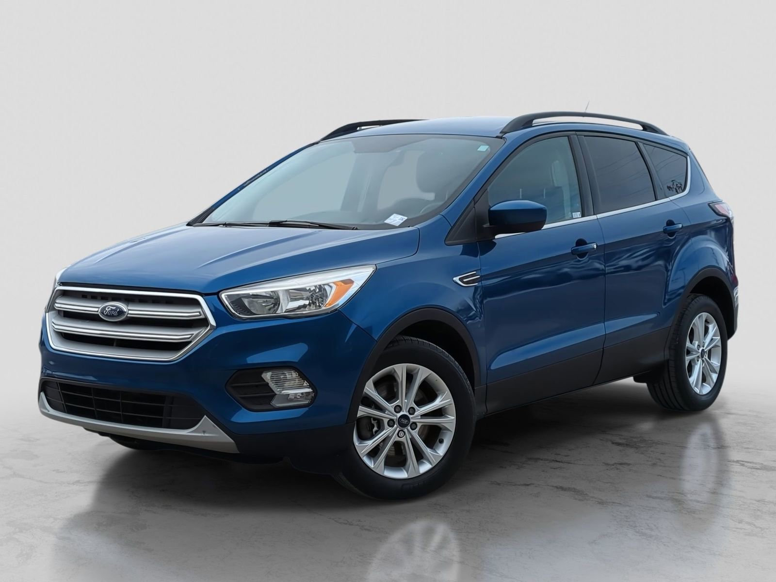Used 2018 Ford Escape SE w/ SE Sync 3 Package