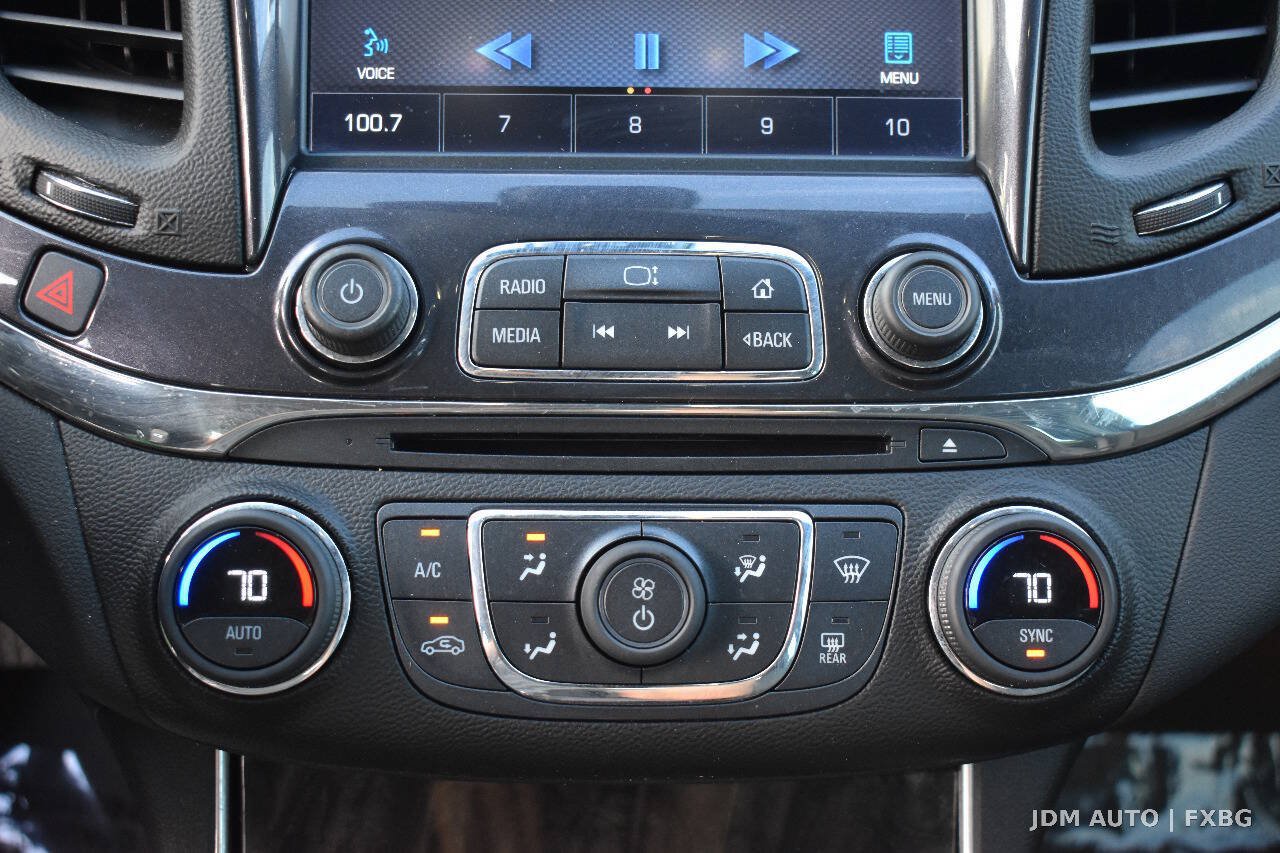 Used 2014 Chevrolet Impala LT w/ Convenience Package FWD image 26