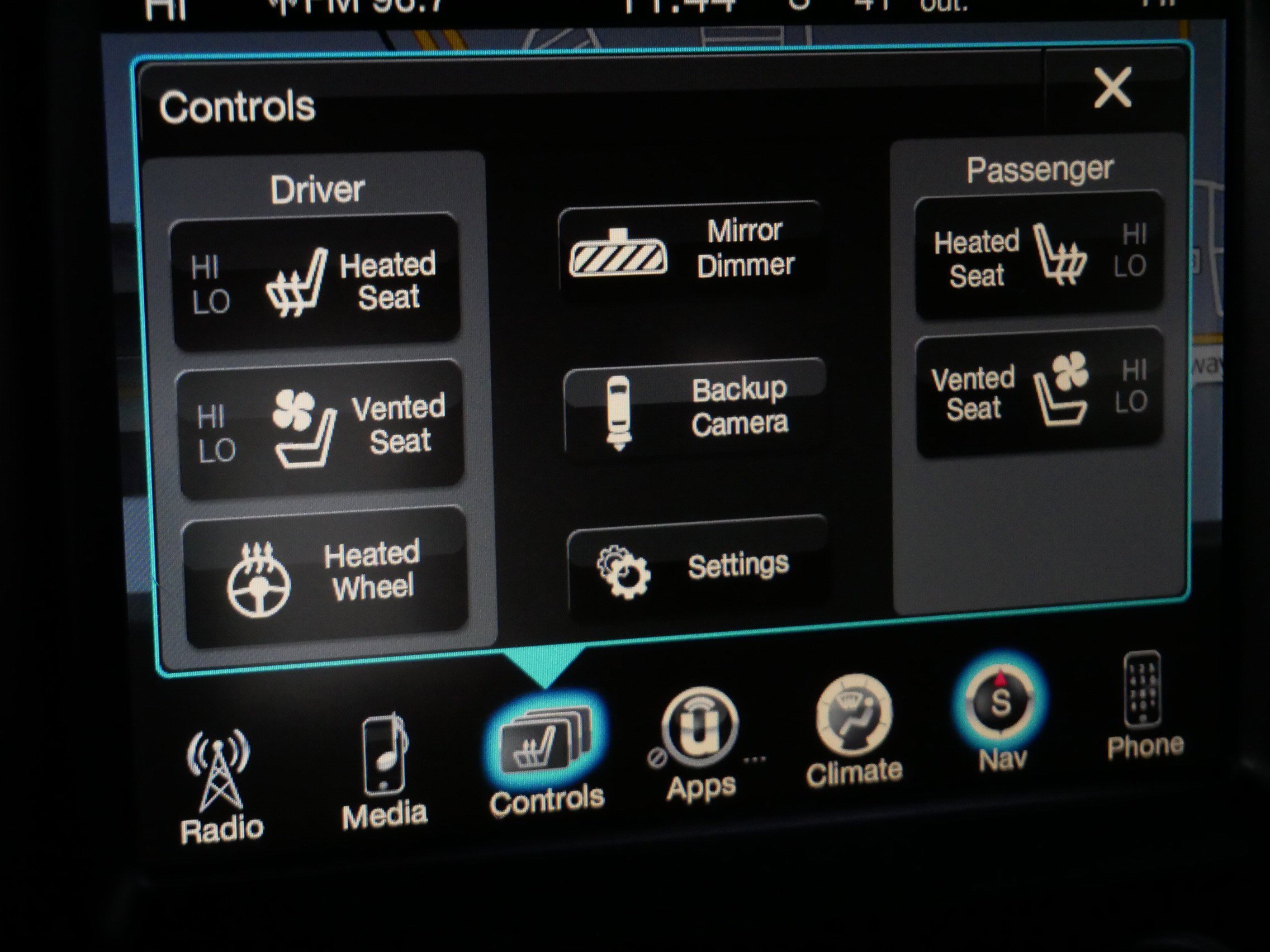 Used 2017 RAM 1500 Laramie w/ Convenience Group image 29