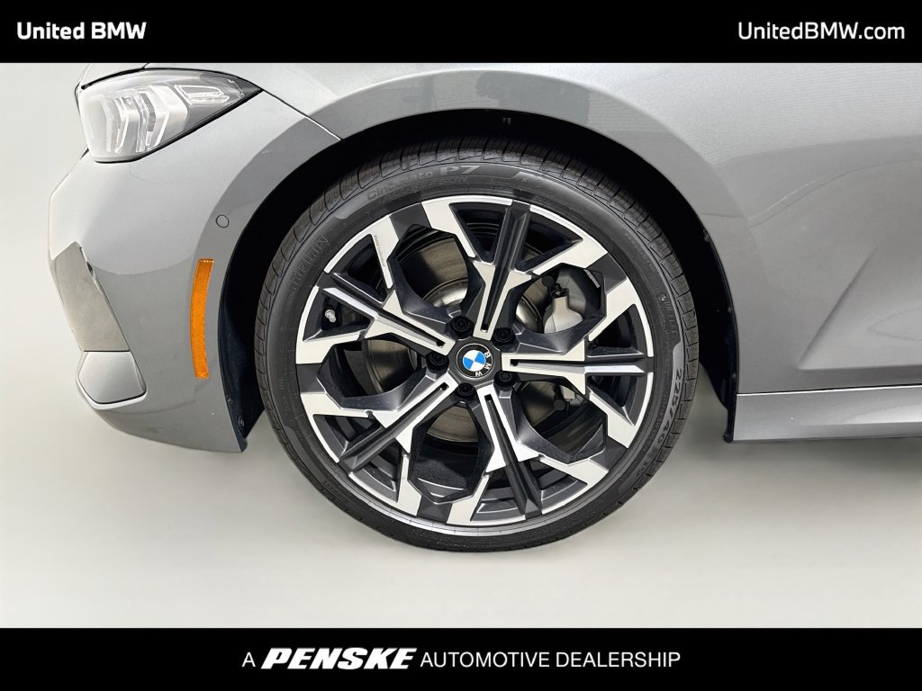 New 2026 BMW 330i Sedan w/ M Sport Package RWD image 2