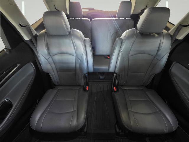 Used 2020 Buick Enclave Essence w/ LPO, Floor Liner Package image 28