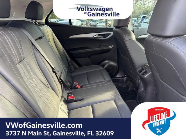 Used 2025 Buick Envision Avenir image 8