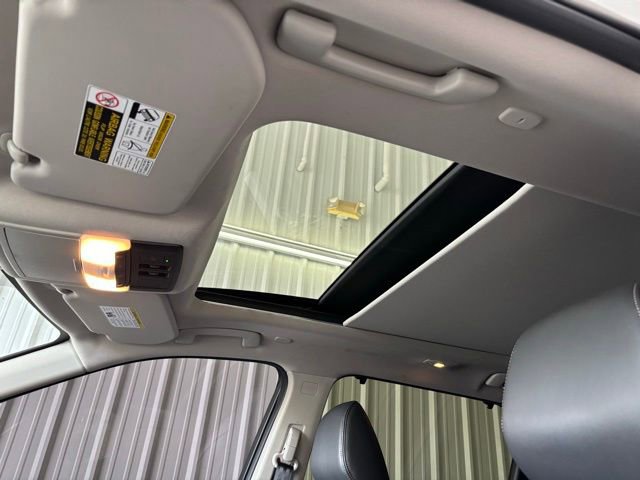 Used 2024 Nissan Rogue Platinum w/ Platinum Premium Package image 9