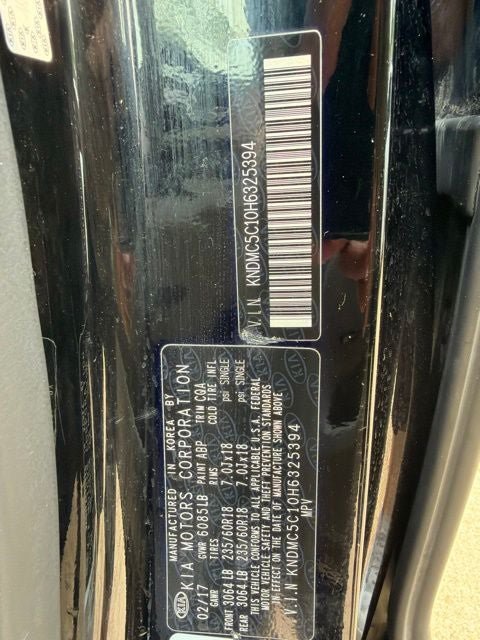 Used 2017 Kia Sedona SX FWD image 35