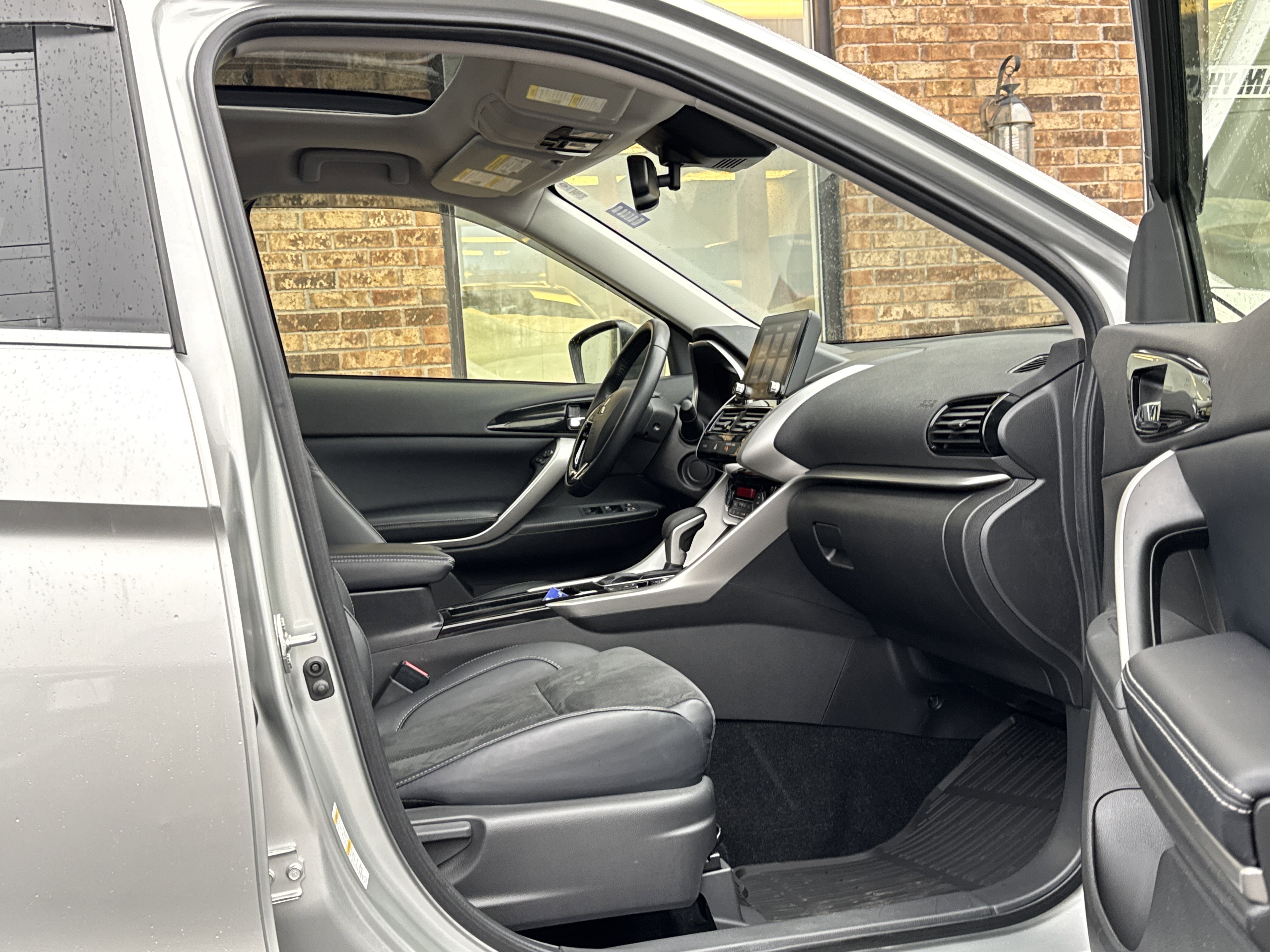 Used 2024 Mitsubishi Eclipse Cross SE image 13