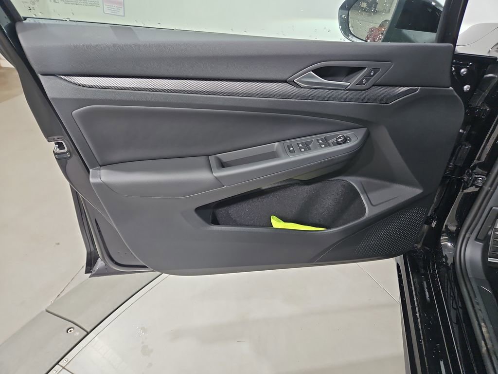 New 2026 Volkswagen Golf 2.0T image 10