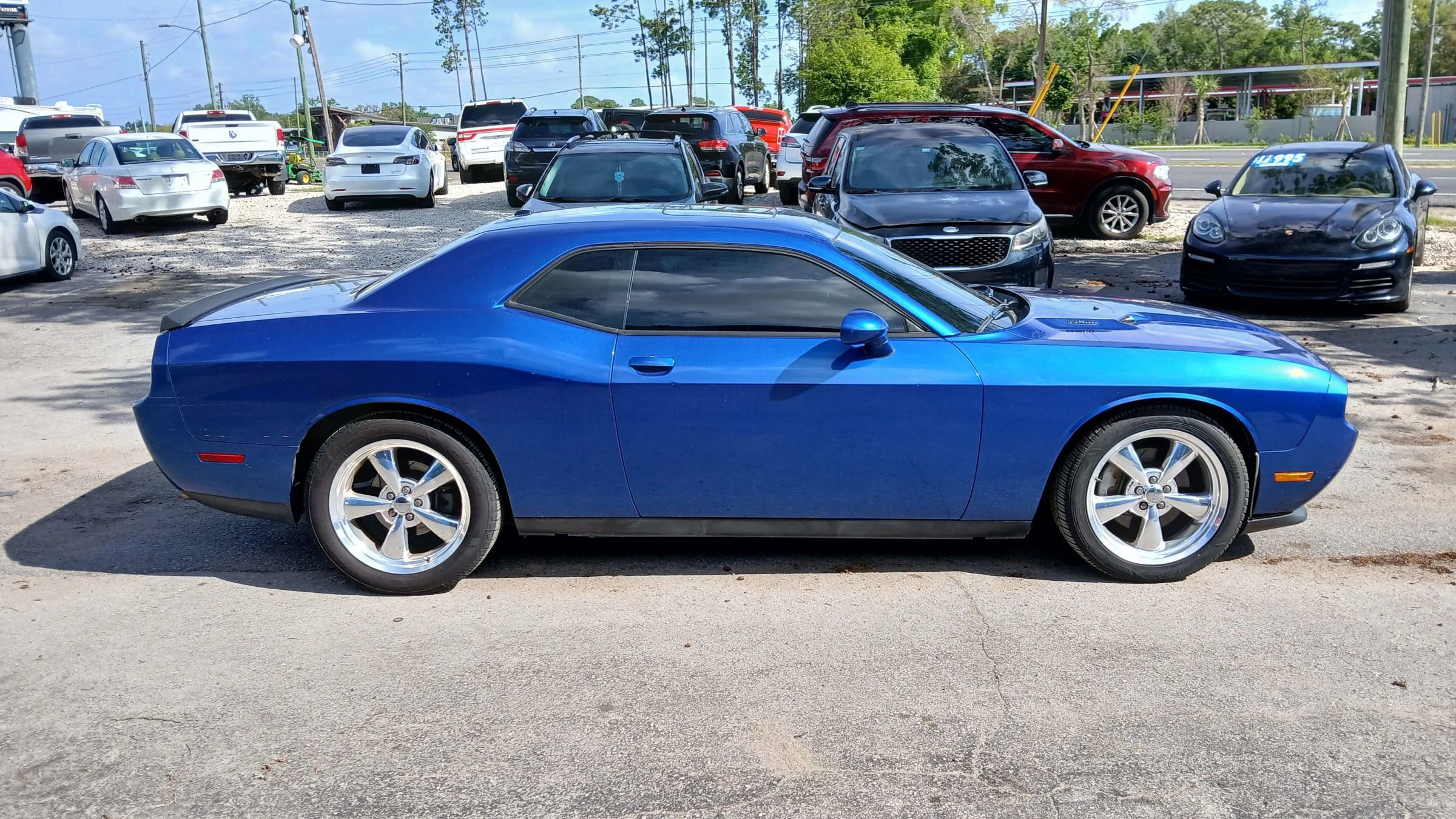 Used 2012 Dodge Challenger R/T RWD image 6